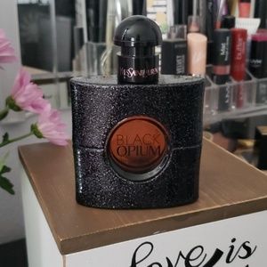 Yves Saint Laurent Black Opium